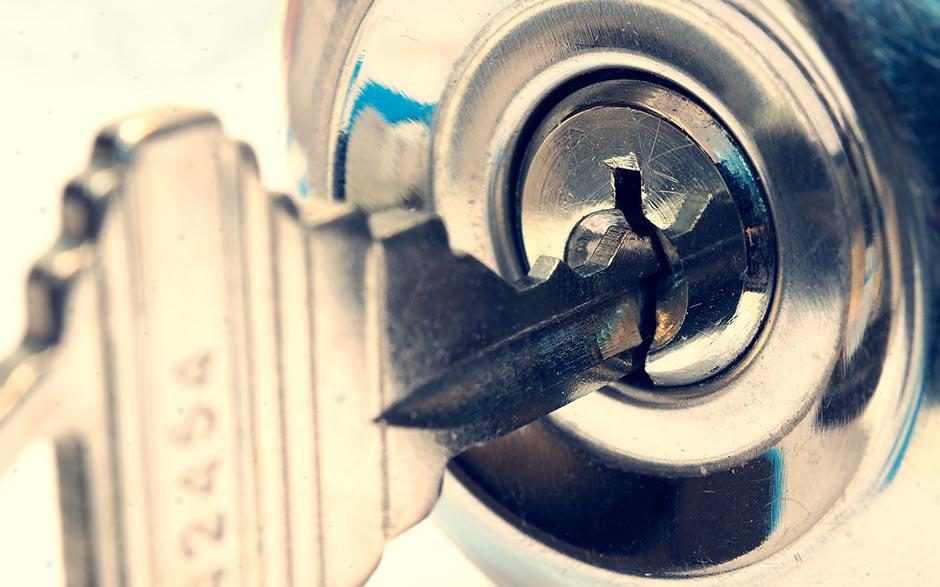 changer une serrure de porte Antony