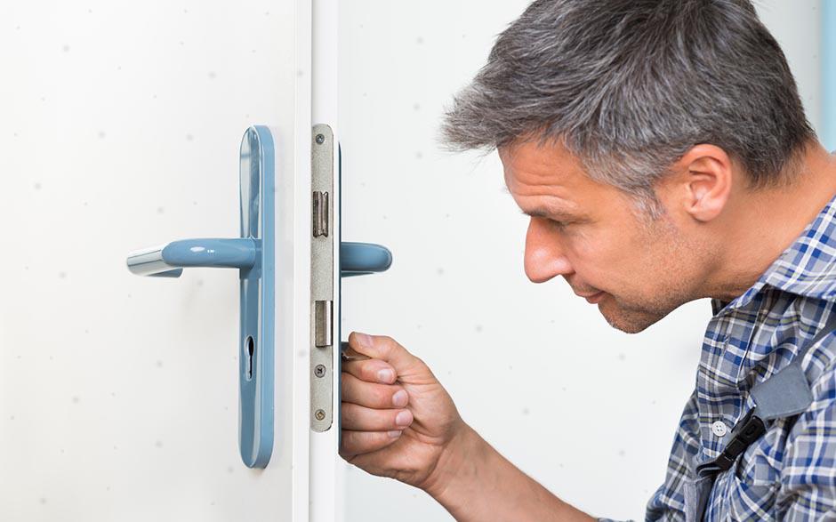 changer un barillet de porte d'entrée Antony